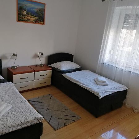 Apartment Tisno Exterior foto