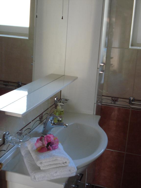 Apartment Tisno Exterior foto