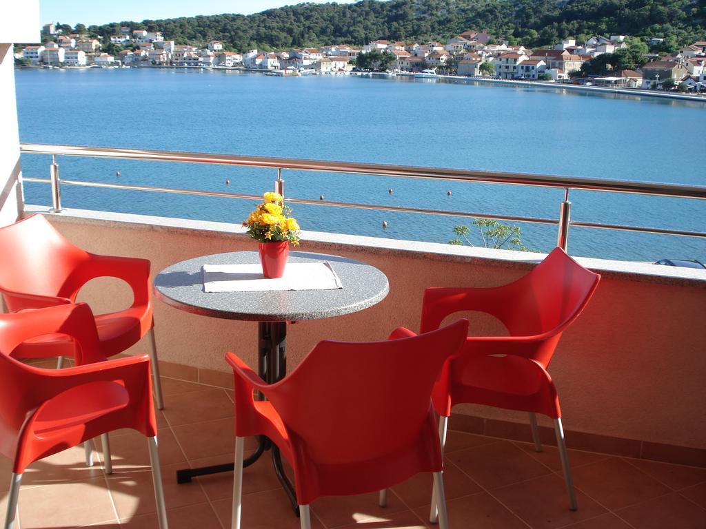 Apartment Tisno Exterior foto