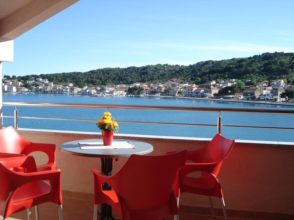 Apartment Tisno Exterior foto