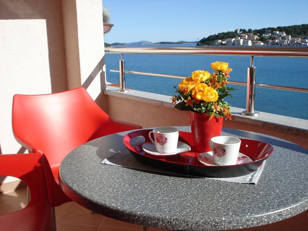 Apartment Tisno Exterior foto