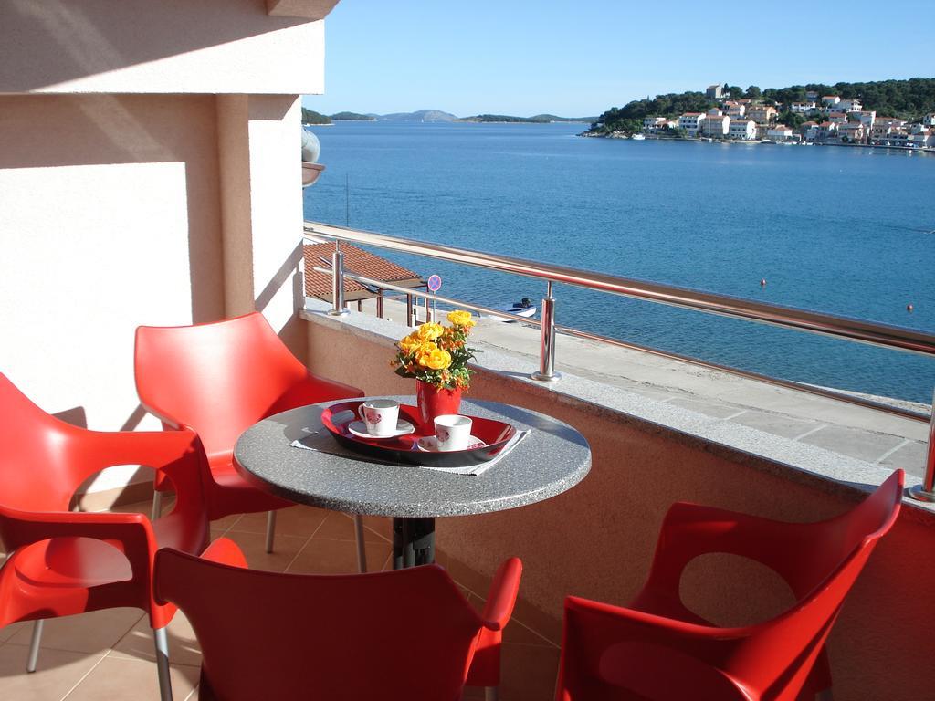 Apartment Tisno Exterior foto
