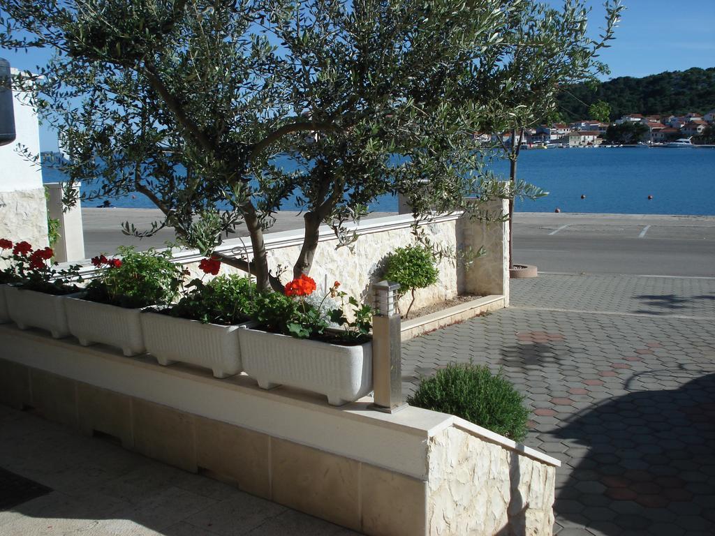 Apartment Tisno Exterior foto