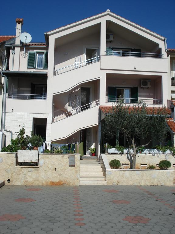 Apartment Tisno Exterior foto