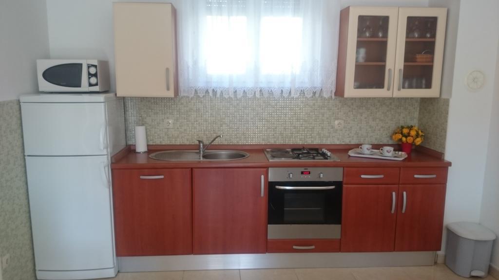 Apartment Tisno Exterior foto