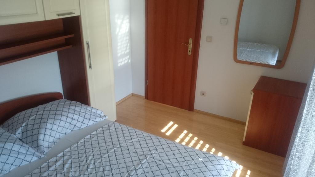 Apartment Tisno Exterior foto