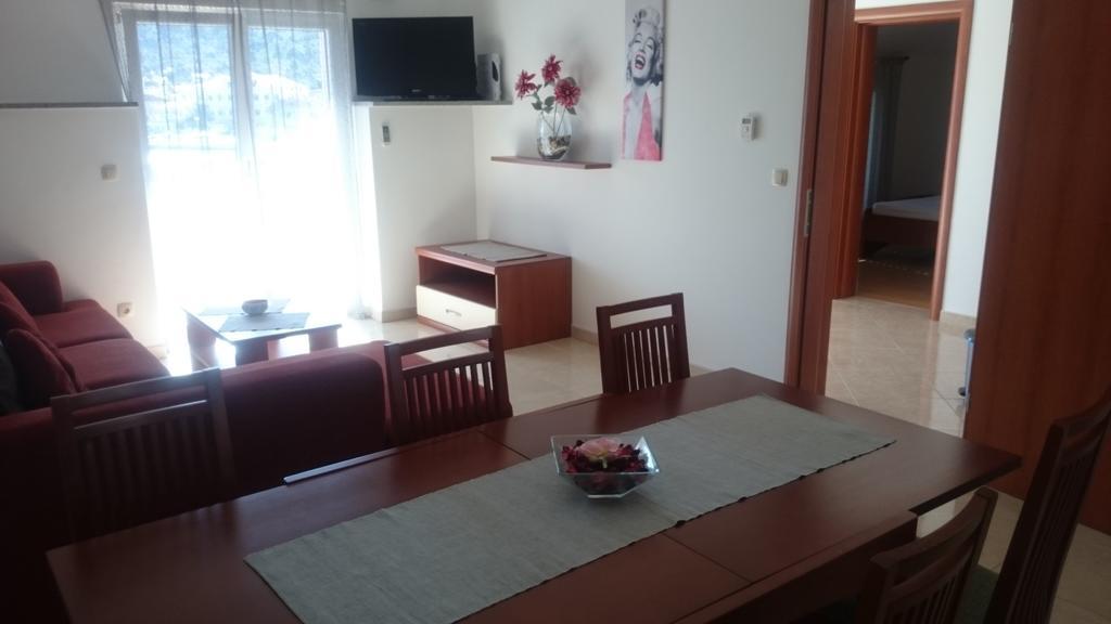 Apartment Tisno Exterior foto